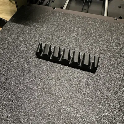 Kẹp Giữ Dây Cáp USB 6 Khe Tiện Lợi