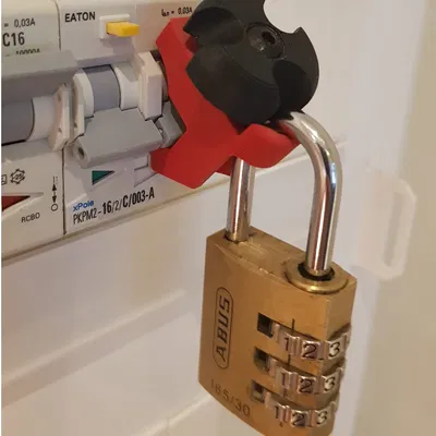 Khóa cầu dao Universal Fuse Locks - Lock & Tagout