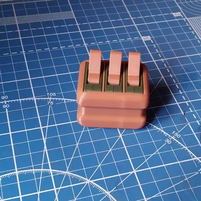 Hộp nhấn "Fidget Box" 3 công tắc độc đáo