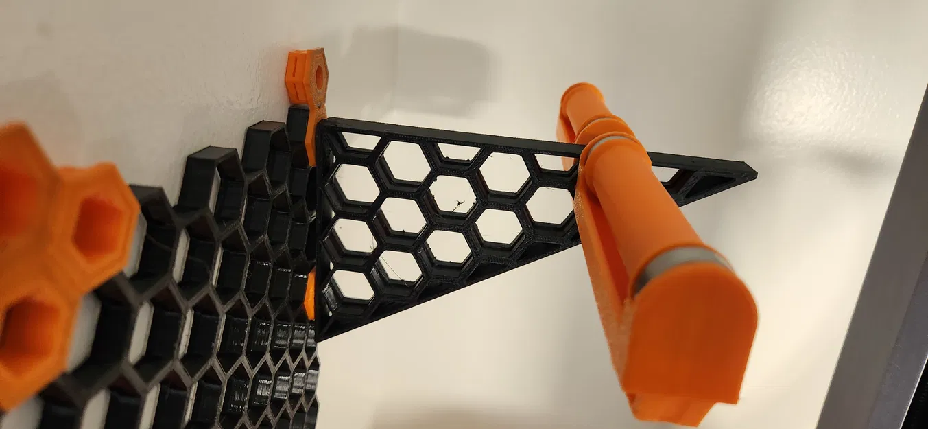 Kệ treo filament Honeycomb tối ưu (Optimized Honeycomb Filament Shelf) - Image 3