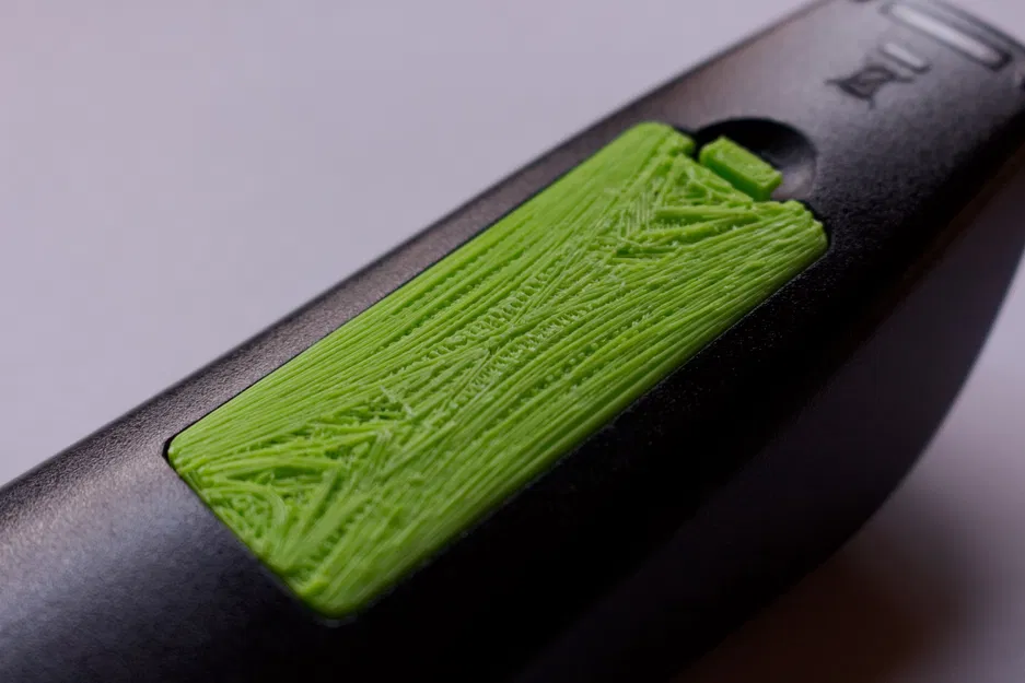 Nắp Pin Remote TV Samsung AA59-00484A In 3D - Image 4