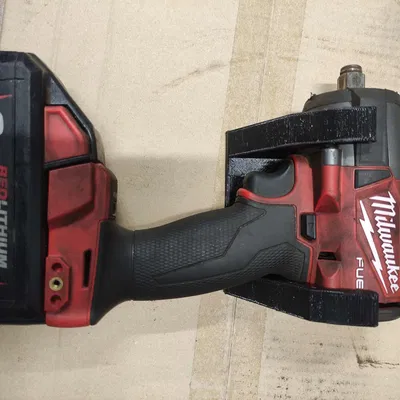 Giá treo Milwaukee M18 Impact cho bảng treo dụng cụ Wurth