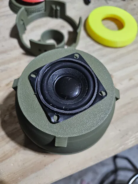 Fallout “BOOM” Box – Loa boombox Bluetooth phong cách Wasteland - Image 2