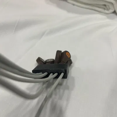 Bộ chia dây cáp ECG (ECG Cable Splitter)