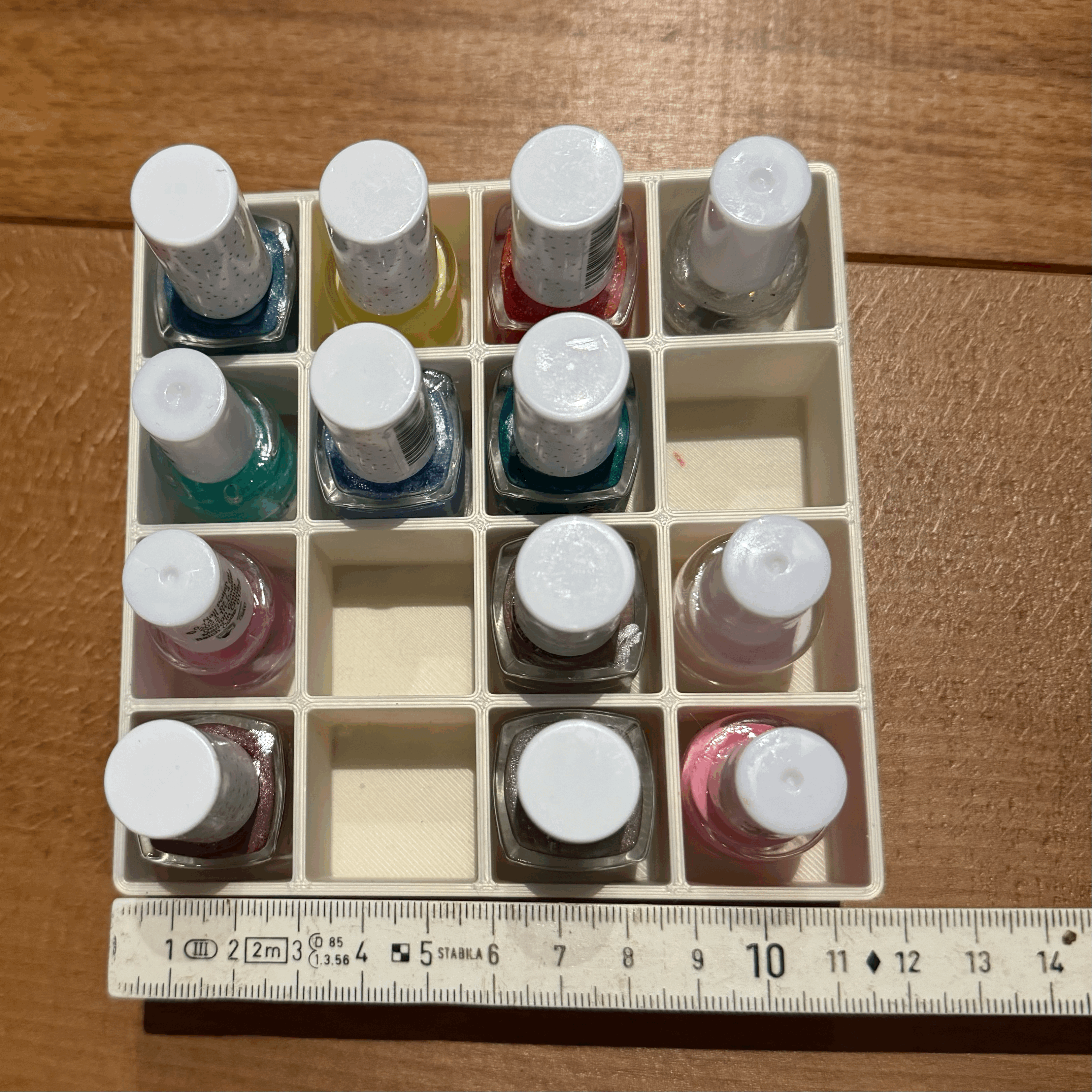 Giá đỡ sơn móng tay (nail polish holder) - Nagellack Halter