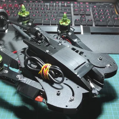 Foldable Drone Quadcopter v1 – Drone gập (Prototype) cho DJI Naza V2