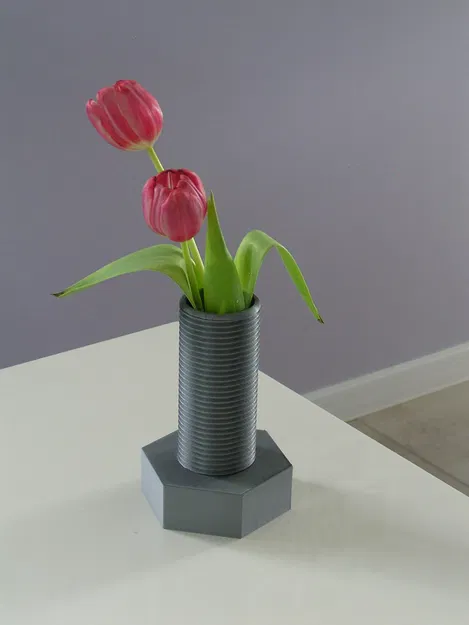 Bình Hoa Hình Vít Độc Đáo - Trang Trí Nhà Cửa Sáng Tạo - Image 2