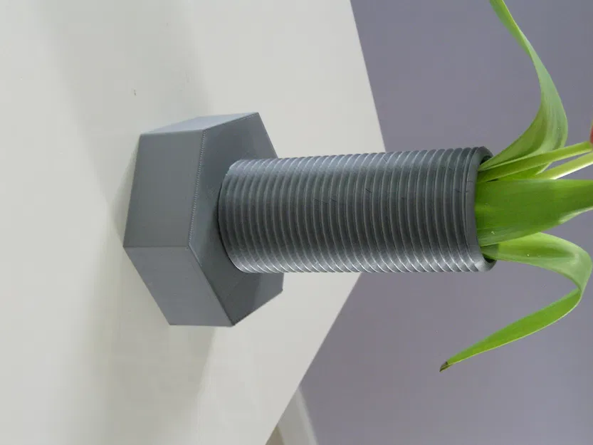 Bình Hoa Hình Vít Độc Đáo - Trang Trí Nhà Cửa Sáng Tạo - Image 3