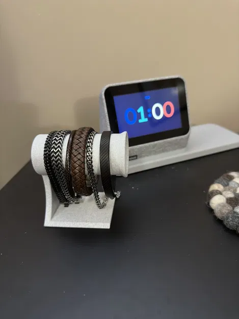 Giá Đỡ Vòng Tay (Bracelet Holder) - Image 1