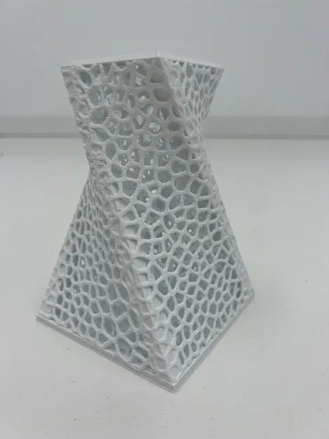 Bình hoa Voronoi Spiral - Image 3