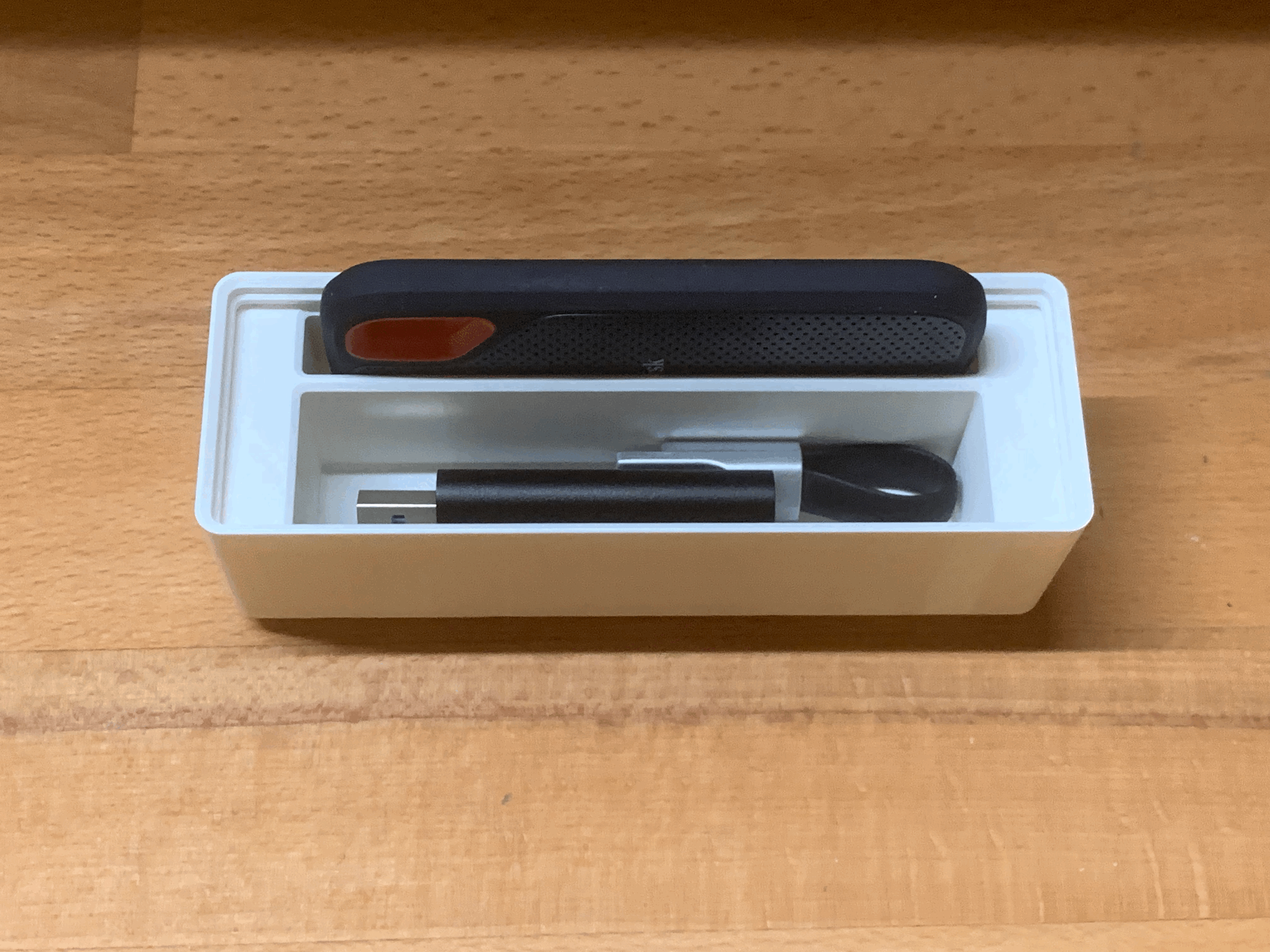 Gridfinity: Khay giữ SanDisk SSD + Khoang lưu trữ - Image 1