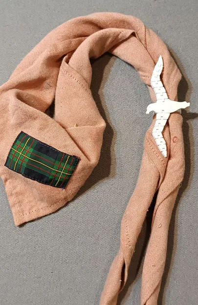 Kẹp khăn hình hải âu biến hình cho Hướng đạo sinh - Image 3