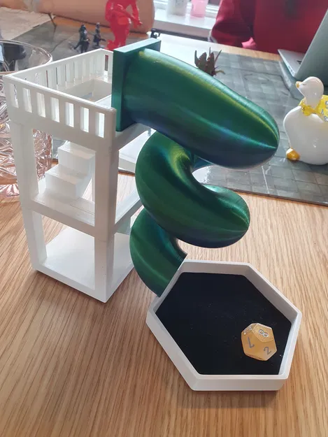 Dice Tower Slide – Máng trượt thả xúc xắc - Image 1