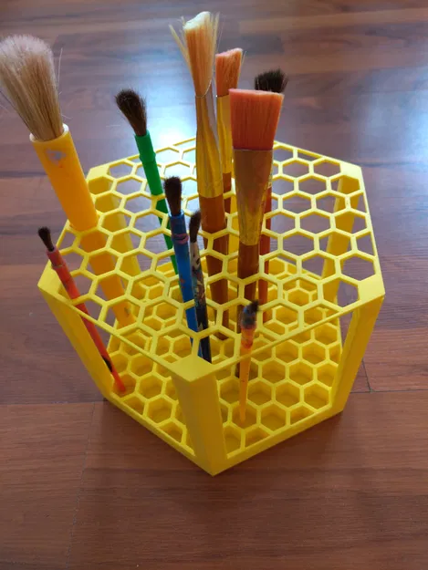 Kệ Cắm Cọ Vẽ 3D - Giữ Gọn Gàng, Sáng Tạo Không Ngừng - Image 1