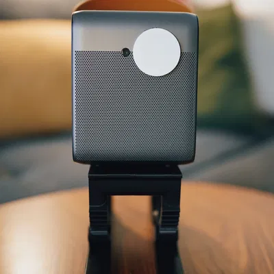 Chân đế máy chiếu Wemax Dice di động chỉnh mọi góc