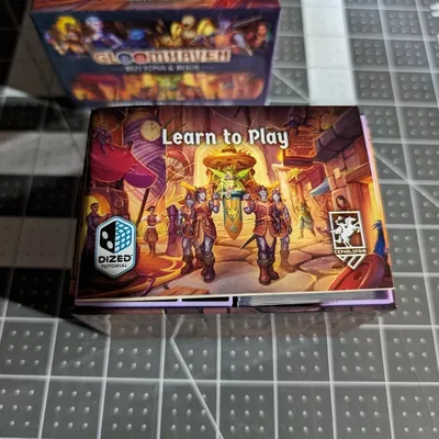 Insert Gloomhaven Buttons and Bugs tương thích bài bọc (Sleeved cards)