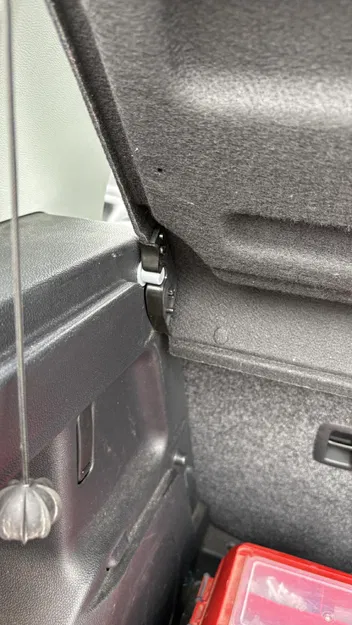 Chốt Cài Cốp Skoda Fabia 2 II - Giải Pháp Sửa Chữa 3D - Image 2