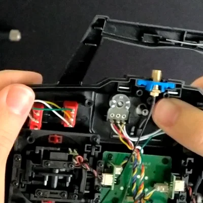 Giá đỡ và Nắp che Anten cho Tay điều khiển FlySky FS-i6