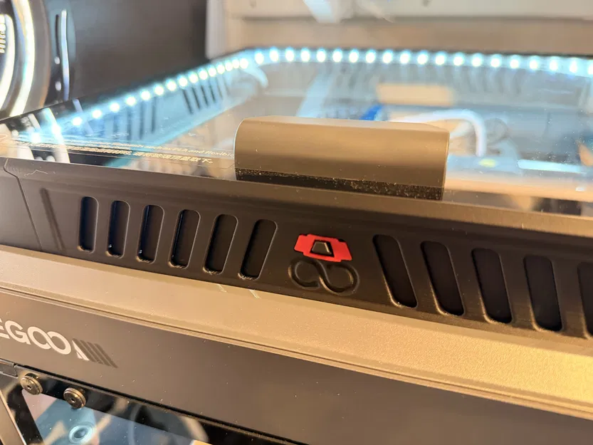 Chốt Khóa Khe Thông Gió Carbon Elegoo Centauri Vented Riser LP LOCK - Image 1