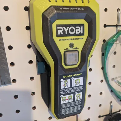 Giá Treo Máy Dò Đinh Tán Ryobi Lên Pegboard