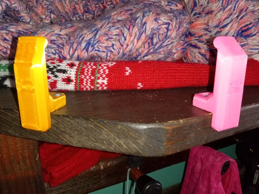 Móc Treo Áo Khoác, Túi Xách Gắn Kệ Đa Năng - Image 1