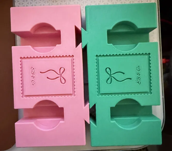 Dụng cụ giữ cố định thẻ đeo (Badge Reel Holder) - Image 2