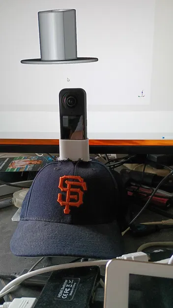 Ngàm Gắn Insta360 X5 Lên Nón - Image 1