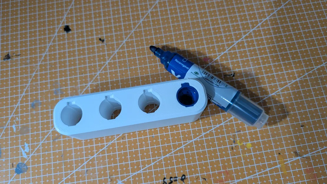 Giá đỡ bút Pilot Board Master – Đầu lớn (M) - Image 5