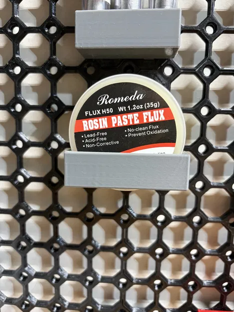 Giá treo hộp nhựa thông (Soldering Flux) tiện lợi cho Multiboard - Image 1