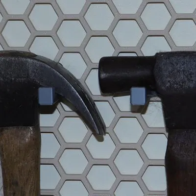 Giá treo búa cỡ lớn cho hệ thống HSW (HoneyComb Storage Wall)