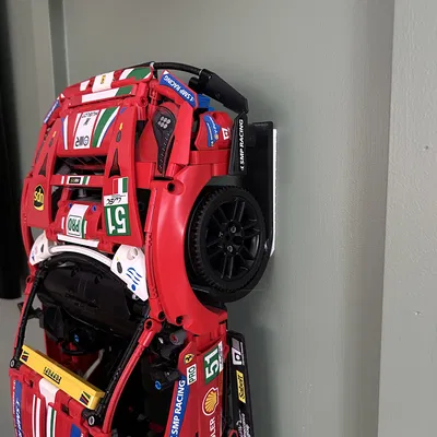 Giá treo tường cho mô hình LEGO Technic 42125 Ferrari 488 GTE