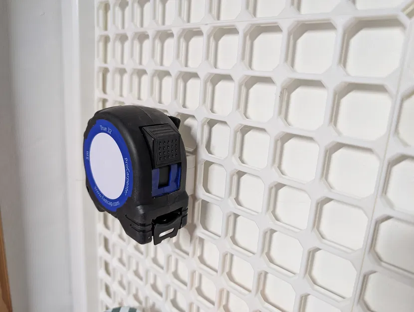 Giá treo thước dây (Tape Measure Holder) cho bảng openGrid - Image 1