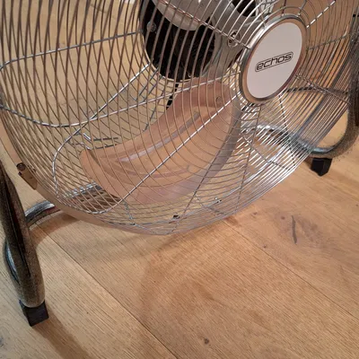 Chân đế giảm rung cho quạt đứng