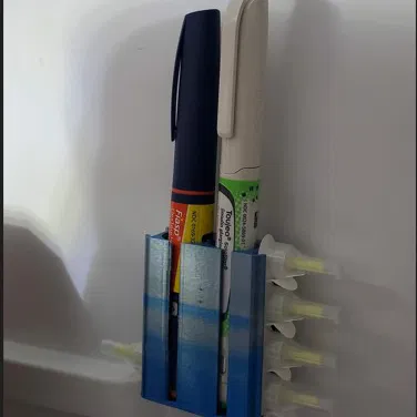 Giá Đỡ Bút Tiêm và Kim Tiêm Insulin