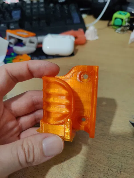 Chốt cổng chắn trẻ em dạng cuộn (Retractable Baby Gate Latch) - Image 5