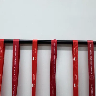 Giá đỡ thanh treo ống 22mm - Giải pháp trưng bày treo tường 3D