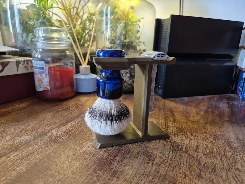 Giá đỡ cọ và dao cạo an toàn - Image 1