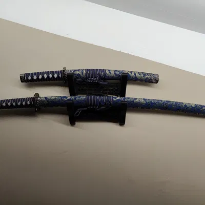 Giá treo tường cho Katana và Wakizashi - Thiết kế in 3D phong cách