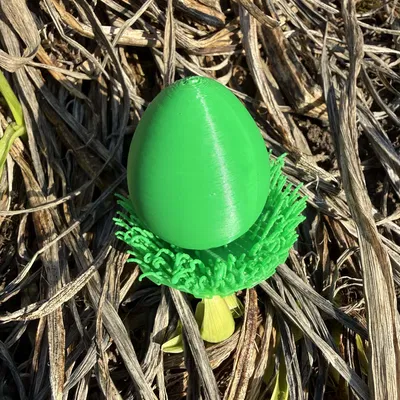 Mô hình thỏ và trứng Phục sinh trên thảm cỏ