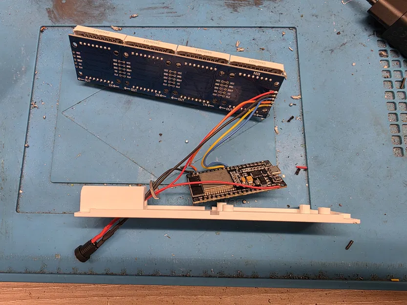 Vỏ hộp 3D cho đồng hồ thông minh dùng Esp32 và MAX7219 - Image 4