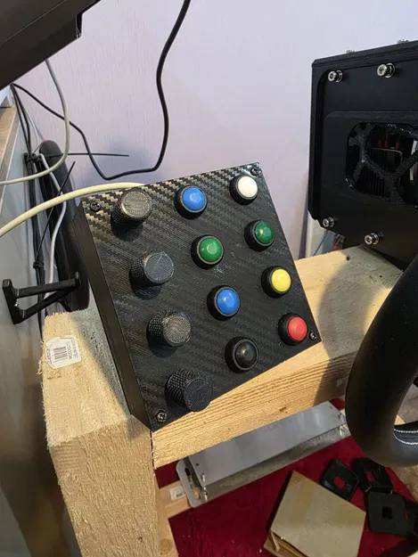 Hộp nút bấm Button Box cho Sim Racing dùng STM32 và FreeJoy - Image 1