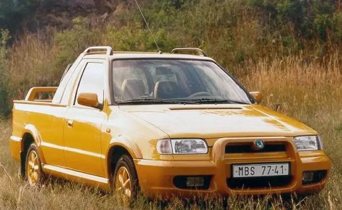 Mô hình 3D Škoda Felicia FUN 1995: Siêu xe cổ độc đáo cho dân sưu tầm - Image 4