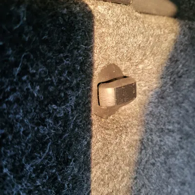 Nắp đậy ốc vít cốp xe Skoda Octavia 2 - Giải pháp in 3D thẩm mỹ