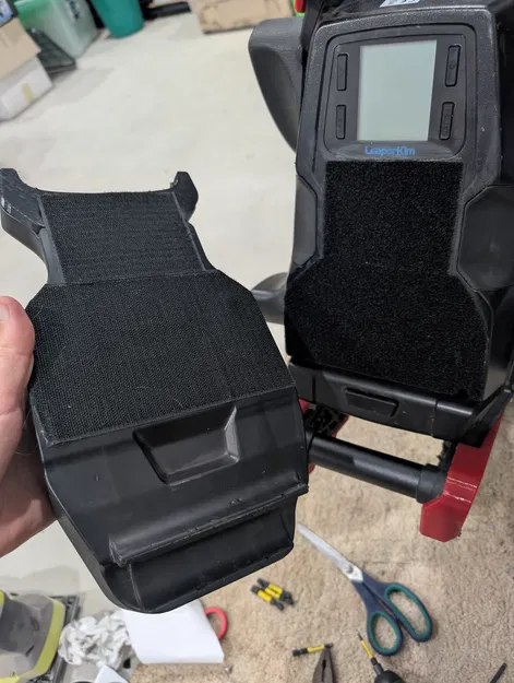 Miếng đệm thay thế bản lề yên xe cho Leaperkim Lynx (Seat Insert) - Image 3