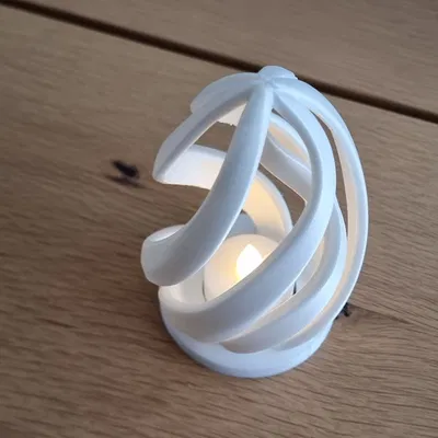 Đèn trang trí hình quả trứng Phục sinh với họa tiết vỏ ốc độc đáo