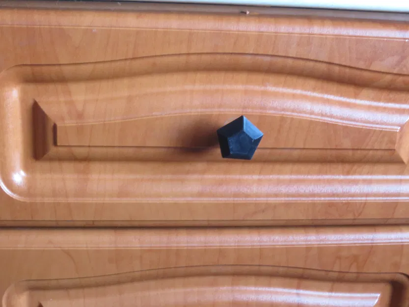 PentaGrip Mini – Núm Tủ Hình Học - Image 1