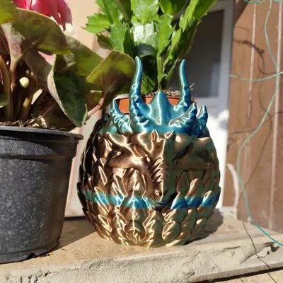 Chậu cây Aegis Wyrm - Thiết kế hình trứng rồng ấn tượng