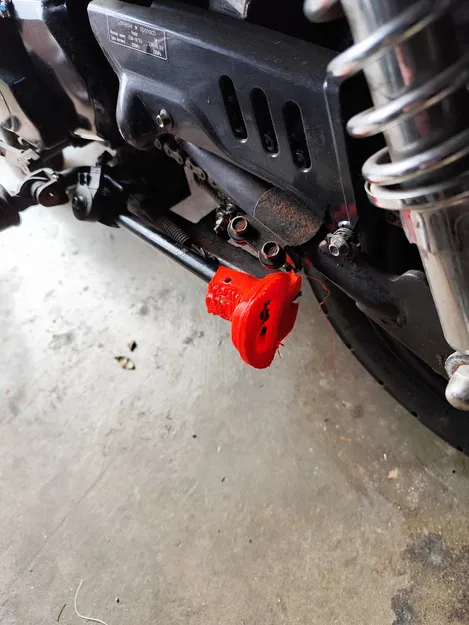 Giày Doc Martens dùng để lót chân chống xe máy - Image 2