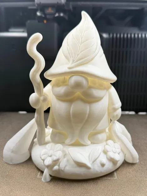 Mô hình chú lùn giữ vườn (Garden Gnome Figurine) - Image 15