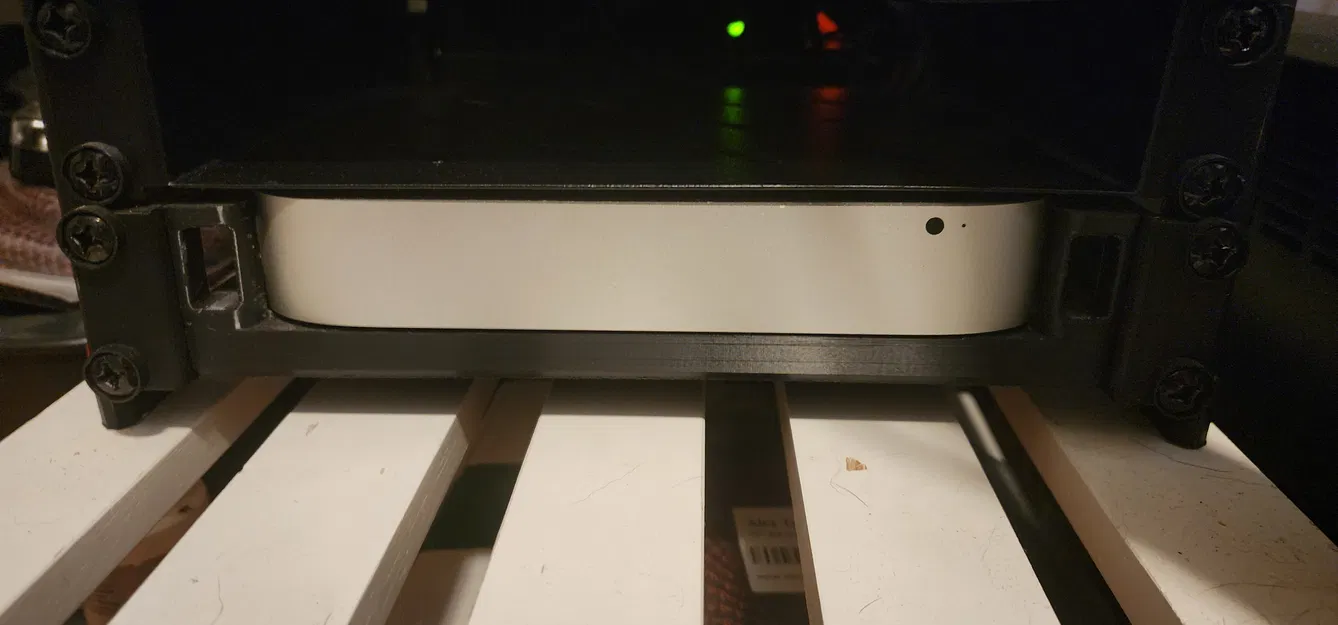 Khung gắn Mac Mini cho tủ rack 10 inch - Image 1